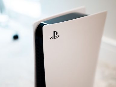 Sony-Hints-At-‘Changing-The-Design-Of-PS5-To-Keep-385x289