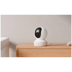 מצלמת אבטחה ביתית REOLINK E1 3MP WiFi לבן